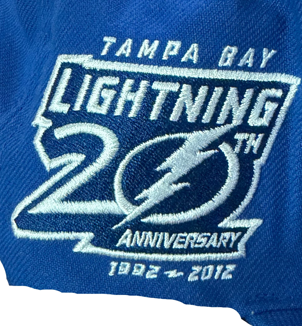 Tampa Bay Lightning 20YR Patch Mitchell & Ness Snapback Hat