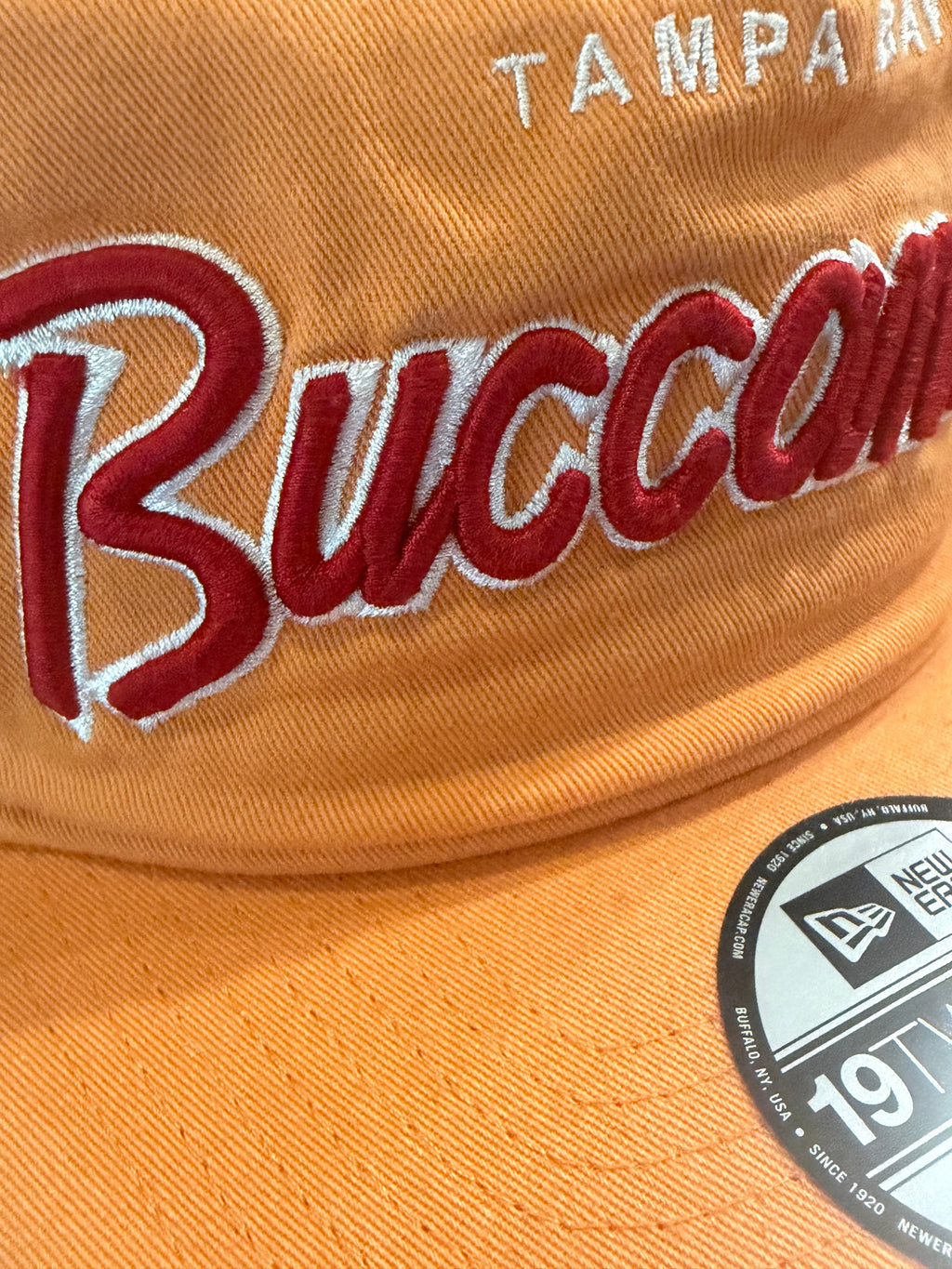 Tampa Bay Buccaneers New Era 19Twenty Vintage Look Adjustable Hat