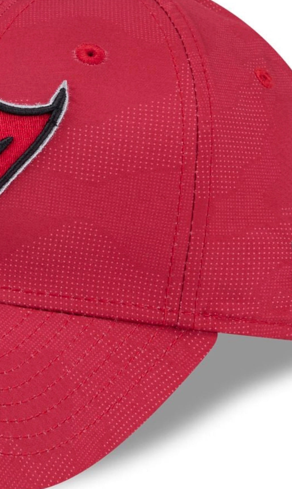 Tampa Bay Buccaneers New Era 39Thirty Tonal Camo Hat