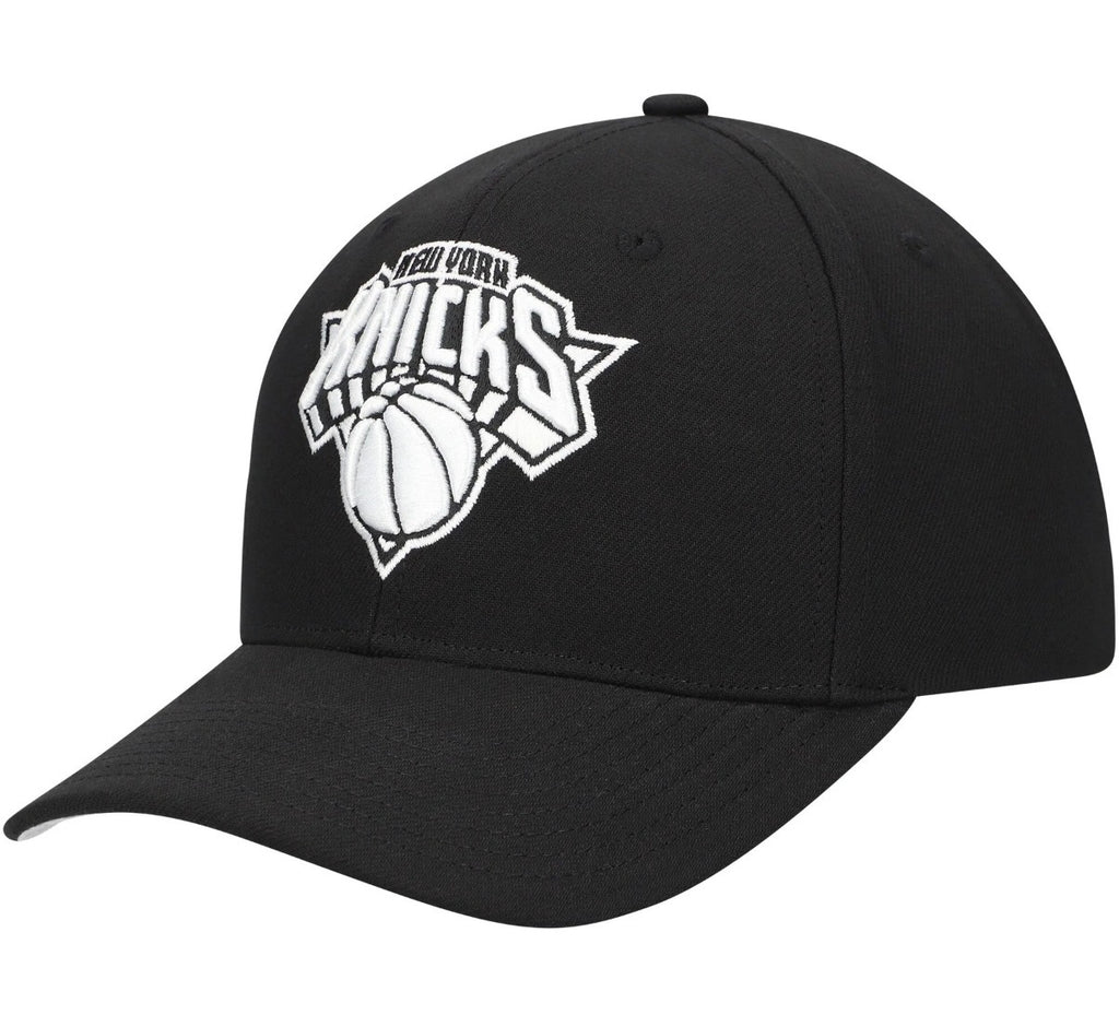New York Knicks Mitchell & Ness Snapback Adjustable Hat