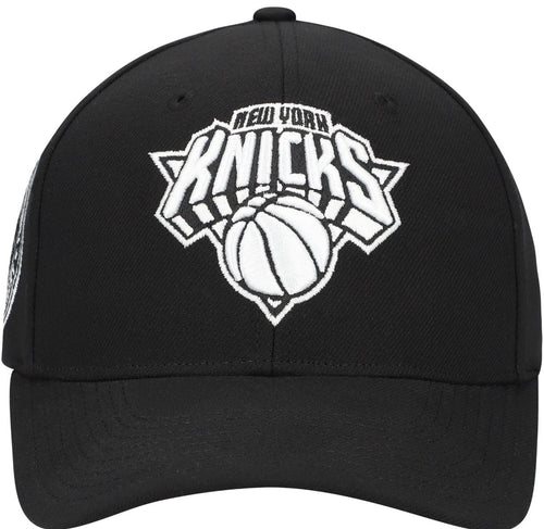 New York Knicks Mitchell & Ness Snapback Adjustable Hat